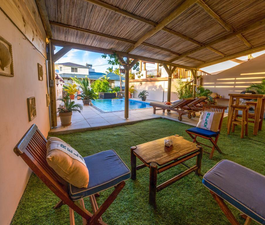 Blue Pearl Resort La Gaulette Exterior foto
